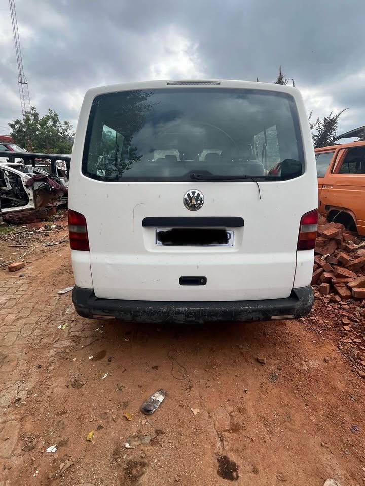 2007 VW KOMBI MANUAL SPARES - Private Seller 2007 VW KOMBI MANUAL SPARES - Private Seller