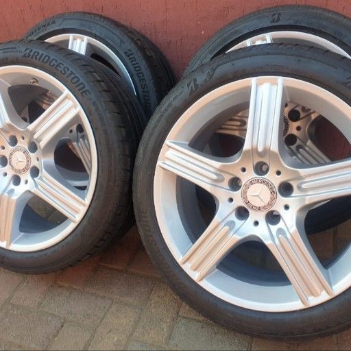 MERCEDES BENZ E CLASS W212 18IN MAGS AND TYRES - Private Seller MERCEDES BENZ E CLASS W212 18IN MAGS AND TYRES - Private Seller
