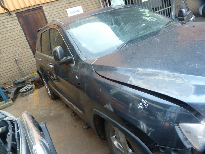 Stripping for spares/ 2013 Jeep Grand Cherokee Wk2 3.0L CRD OVERLANDER - Private Seller