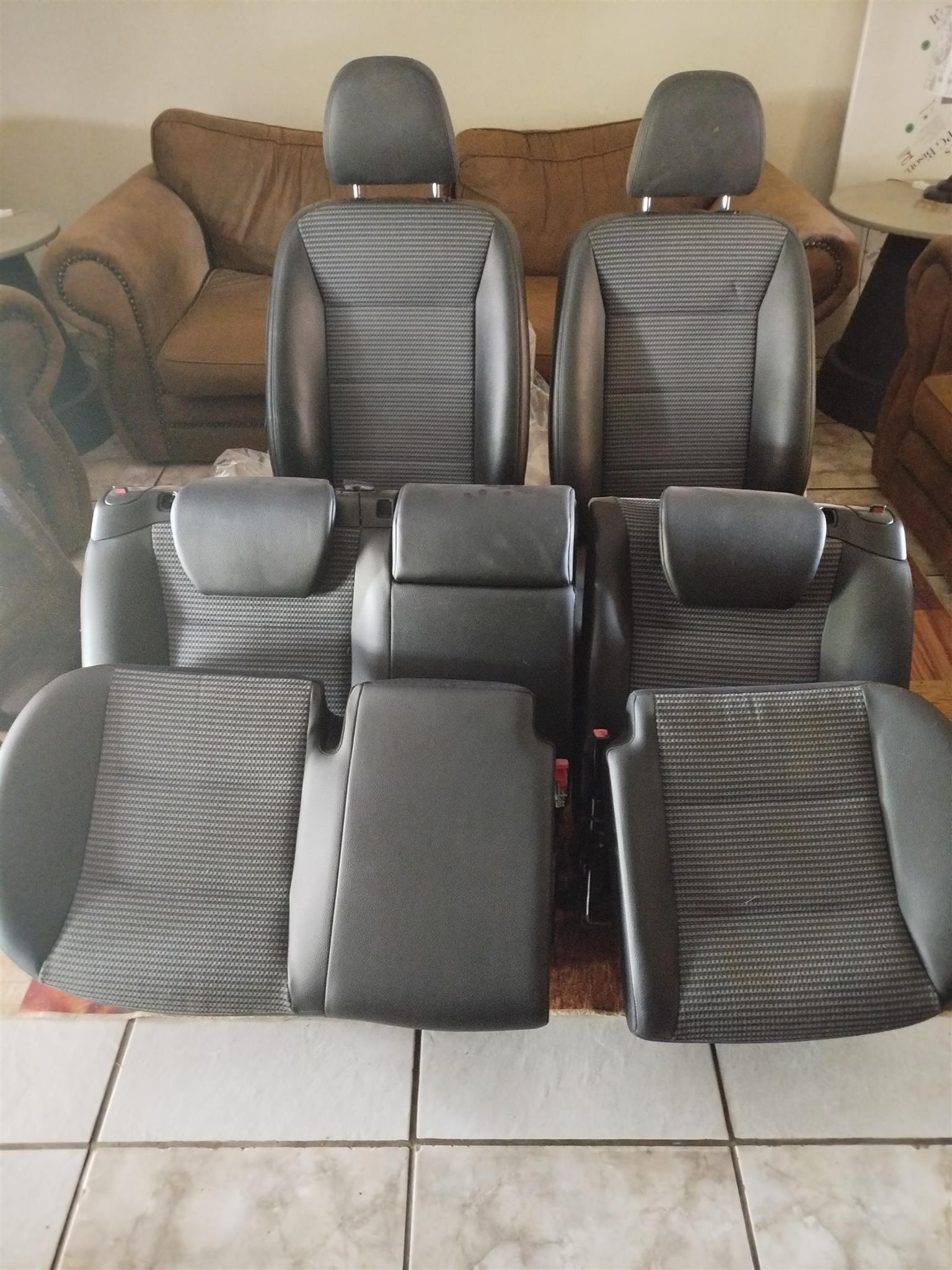 Mercedes A170 W169 Car seats - Private Seller