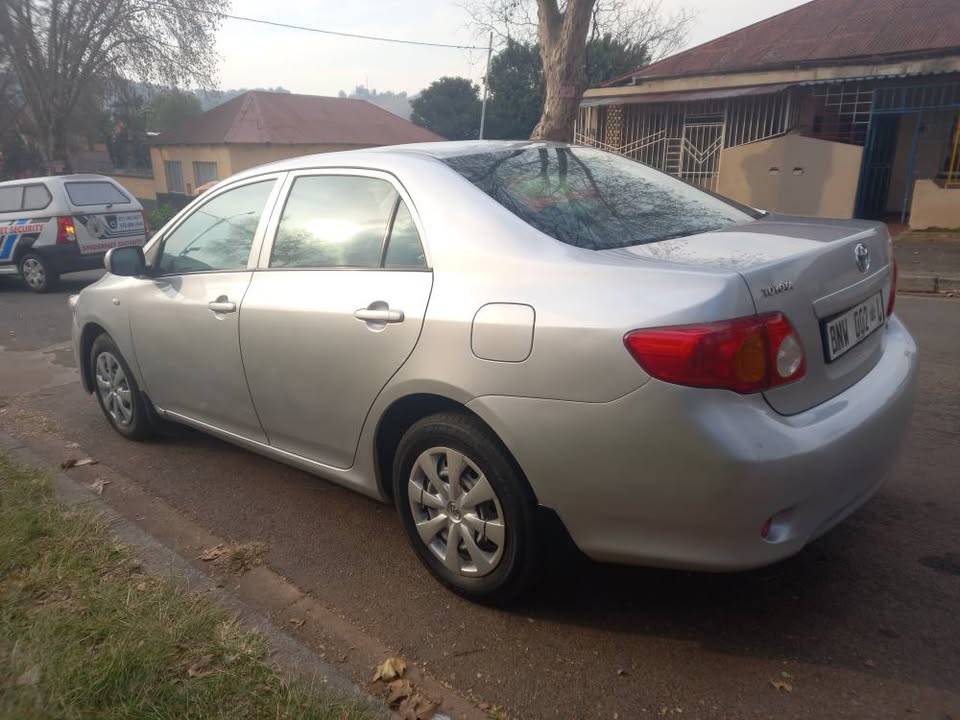 2008 Toyota Corolla Professional 1.4 Petrol, Manual, Silver, 93000kms,