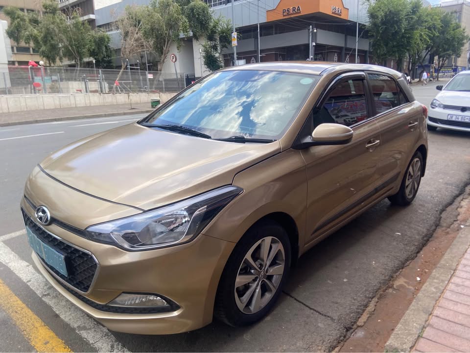 2015 Hynday i20 km Automatic