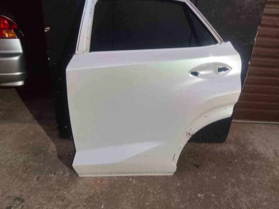 Lexus NX 300 left rear door - Private Seller Lexus NX 300 left rear door - Private Seller