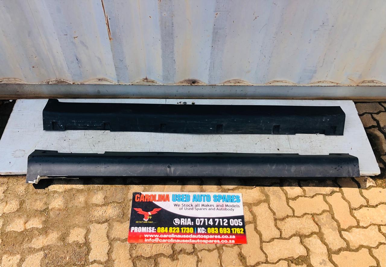 Mahindra XUV 3X0 left and right side skirt (2024) - Private Seller Mahindra XUV 3X0 left and right side skirt (2024) - Private Seller