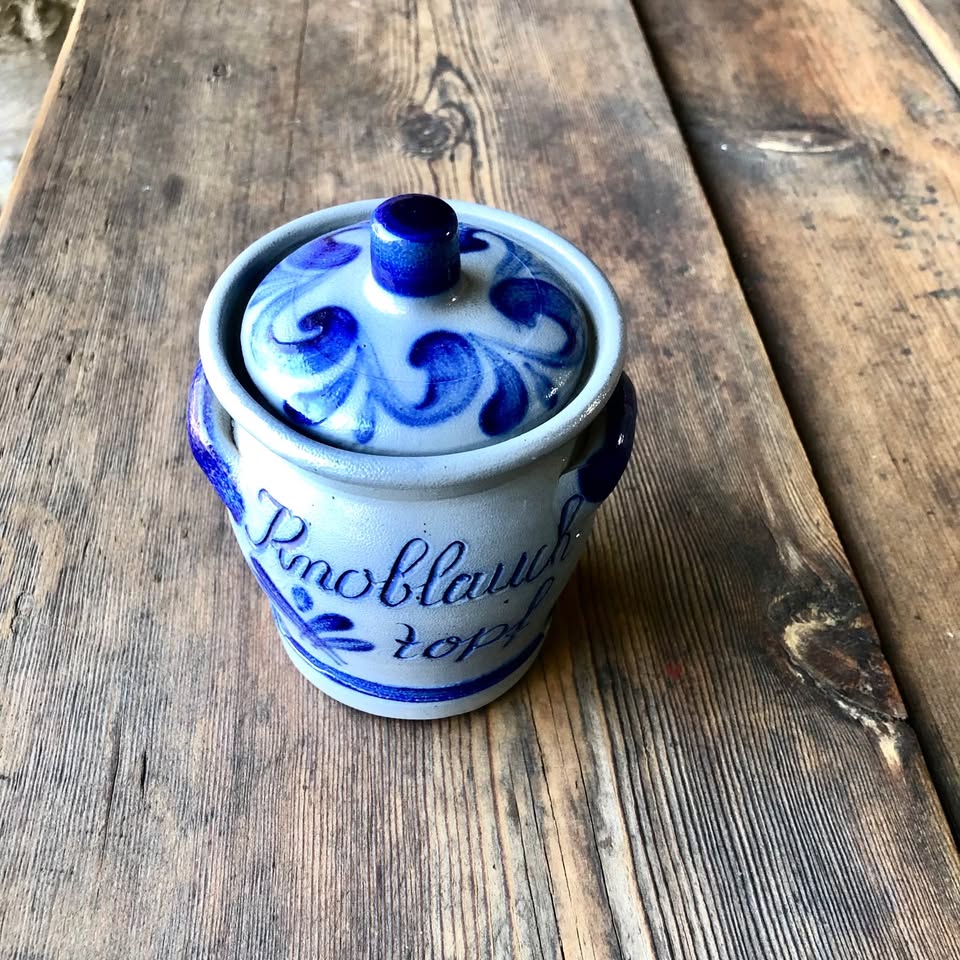 Vintage German Knoblauch Topf Garlic Canister – Salt-Glazed Stoneware