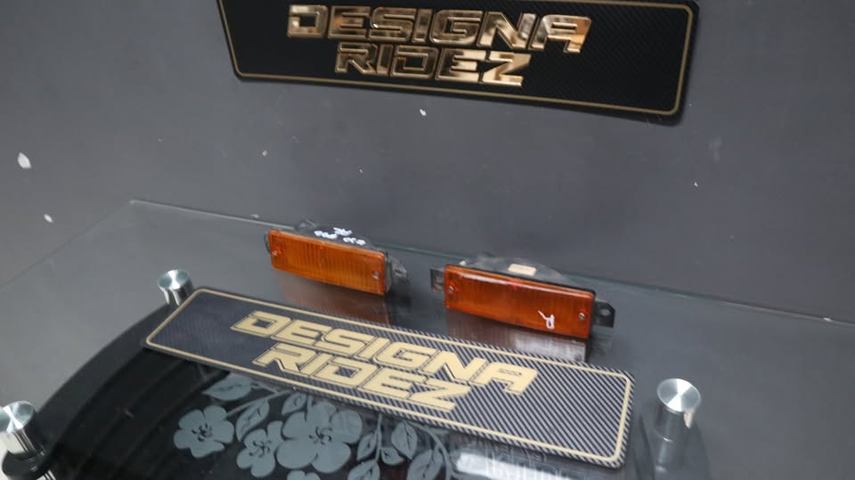 BMW E30 BOX BUMPER INDICATYOR - Private Seller BMW E30 BOX BUMPER INDICATYOR - Private Seller