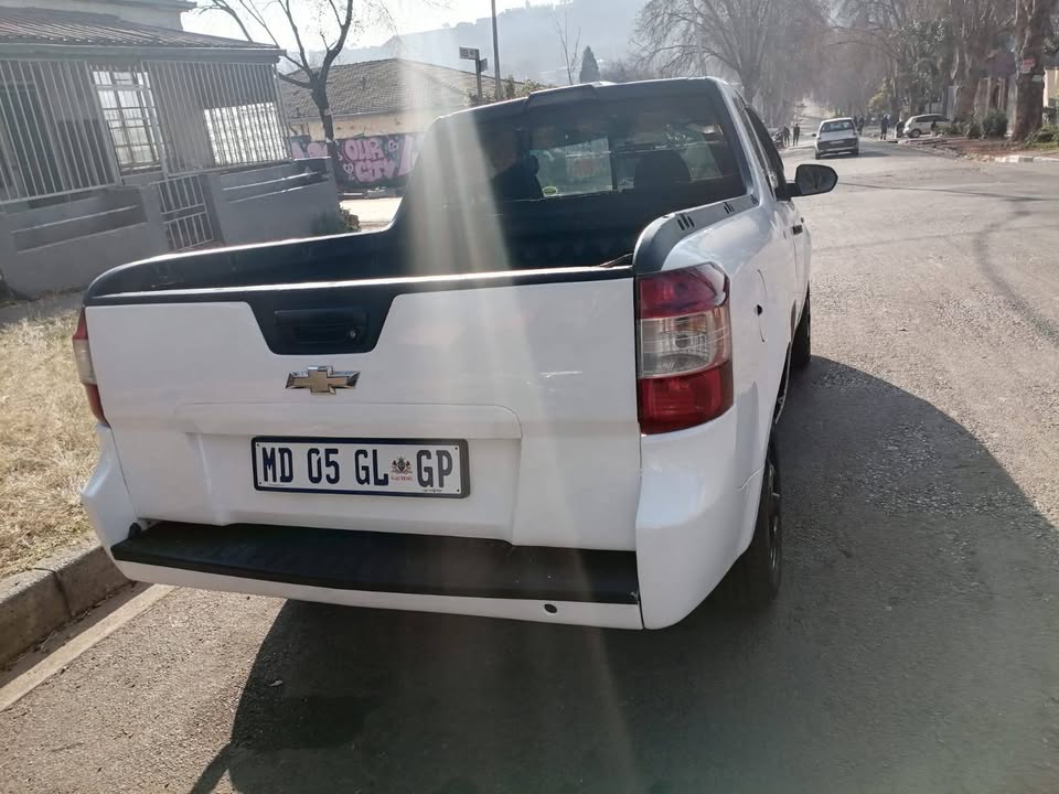 2016 CHEVROLET UTILITY BAKKIE 1.4 MANUAL TRANSMISSION IN EXCELLENT CONDITION