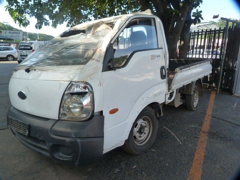 Kia K2700 2.7D Workhorse Manual White - 2011 STRIPPING FOR SPARES. CALL ...