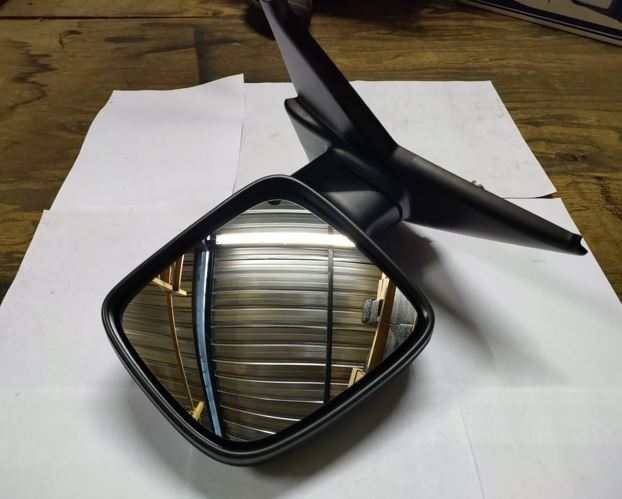 VW TRANSPORTER T5 2004 – 2009 BRAND NEW MANUAL DOOR MIRRORS FOR SALE - Private Seller