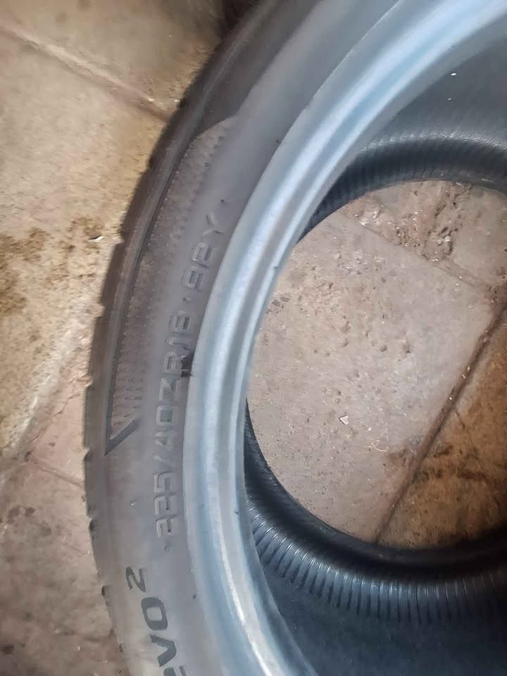2 X 225/40/18 Hankook tyres for sell - Private Seller 2 X 225/40/18 Hankook tyres for sell - Private Seller