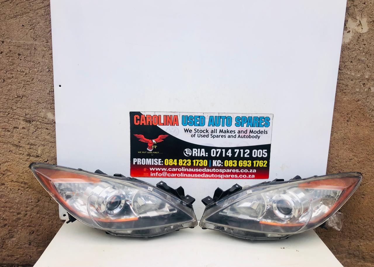 Mazda 3 left side and right side halogen headlight (2009-2013) - Private Seller Mazda 3 left side and right side halogen headlight (2009-2013) - Private Seller