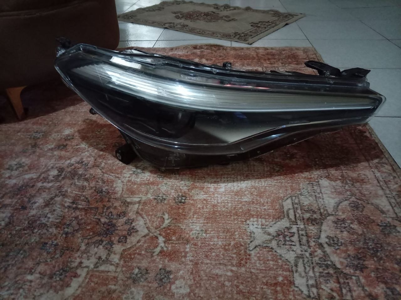 Toyota Corolla Cross Right Headlight for Sale - Private Seller Toyota Corolla Cross Right Headlight for Sale - Private Seller