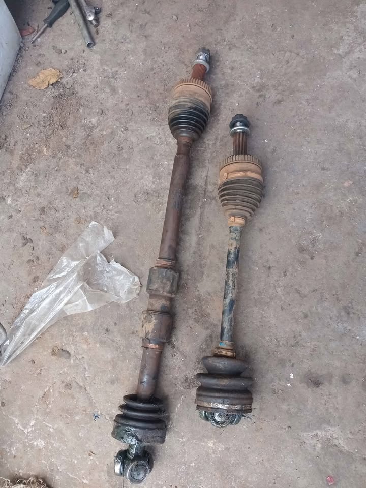 Hyundai ix35 maunal Cv joints both side - Private Seller