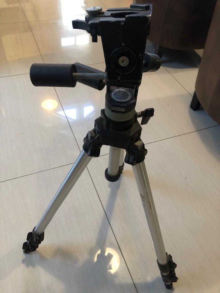 Manfrotto Tripod with 055CLB legs and 029 3-way pan and tilt Tripod Head-priced to clear
