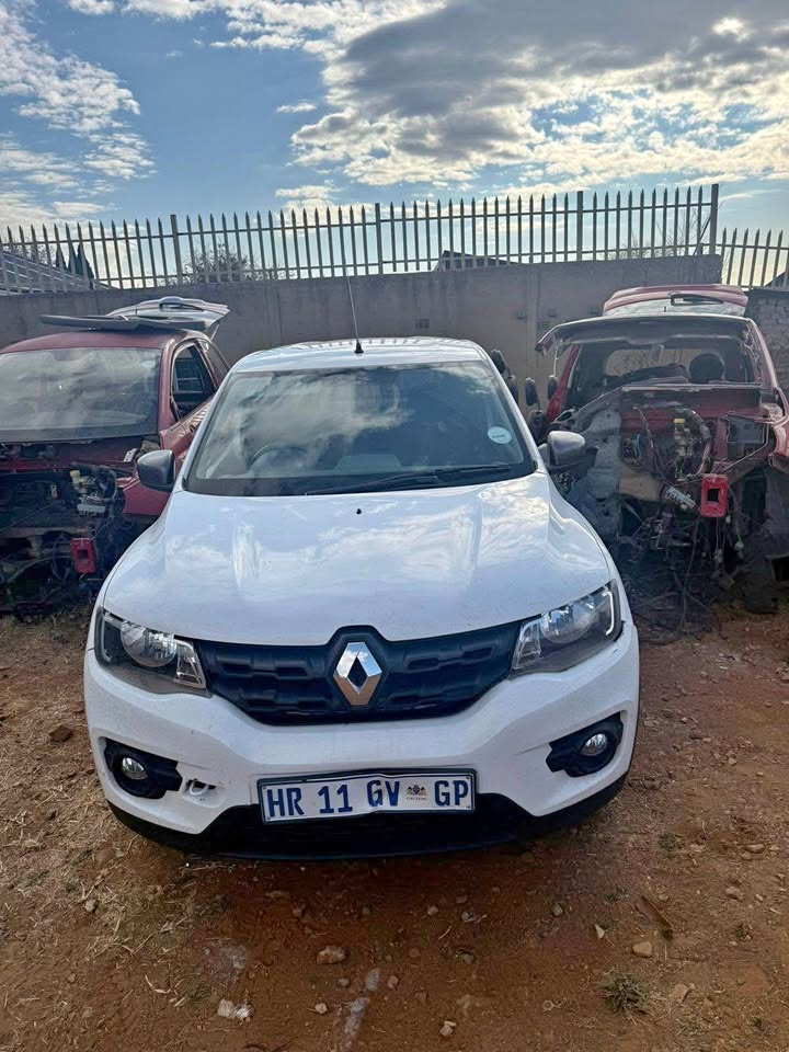 2016 Renault kwid 1.0 stripping for spares - Private Seller 2016 Renault kwid 1.0 stripping for spares - Private Seller