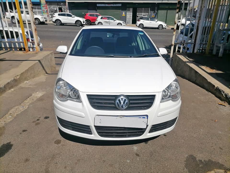 2009 Volkswagen polo Classic 1.6 Sedan