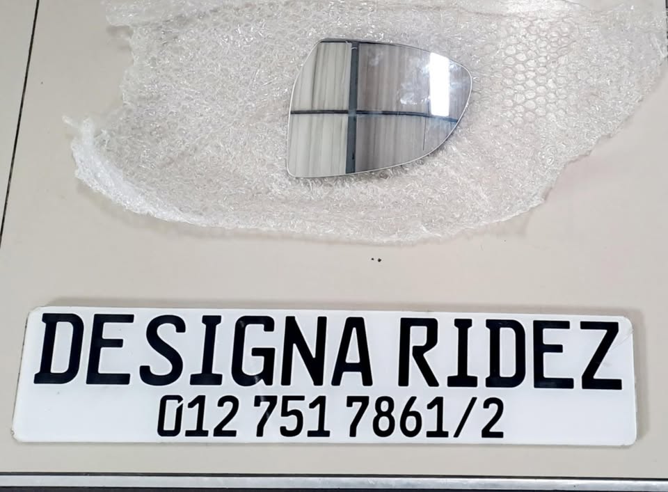 BMW HEATED MIRROR GLASS LEFT OEM NEW AVAILABLE - Private Seller BMW HEATED MIRROR GLASS LEFT OEM NEW AVAILABLE - Private Seller