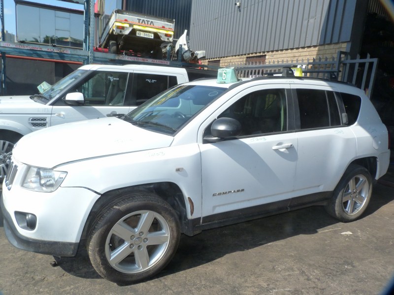 Jeep Compass 2.0 Limited Manual White - 2012 STRIPPING FOR SPARES - Private Seller