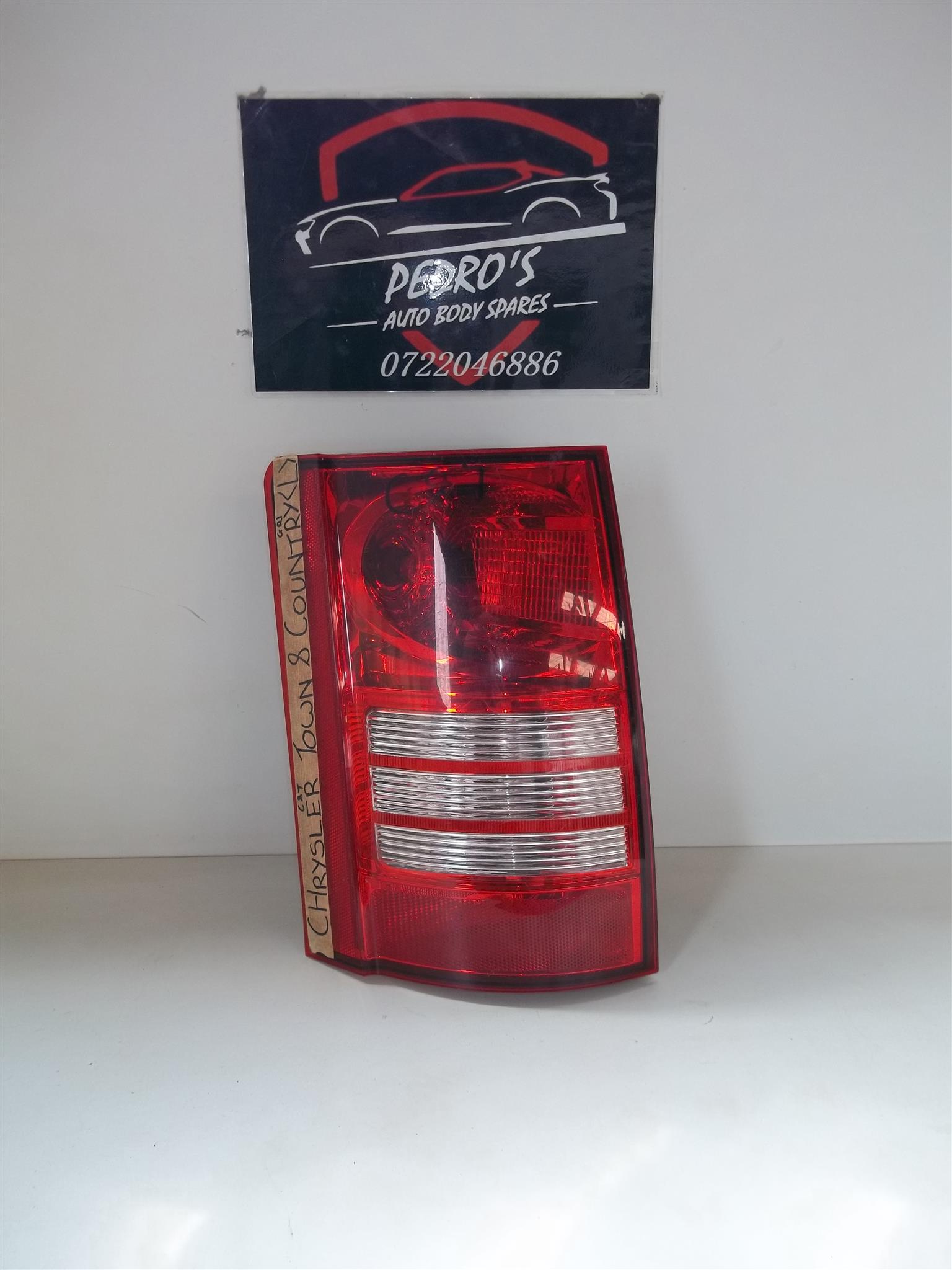 Chrysler Town & Country ('08-'10) left tail light - Private Seller Chrysler Town & Country ('08-'10) left tail light - Private Seller