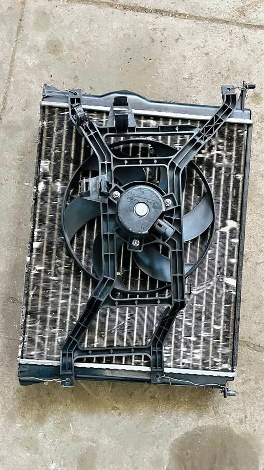 Nissan NP200 radiator & fan - Private Seller Nissan NP200 radiator & fan - Private Seller