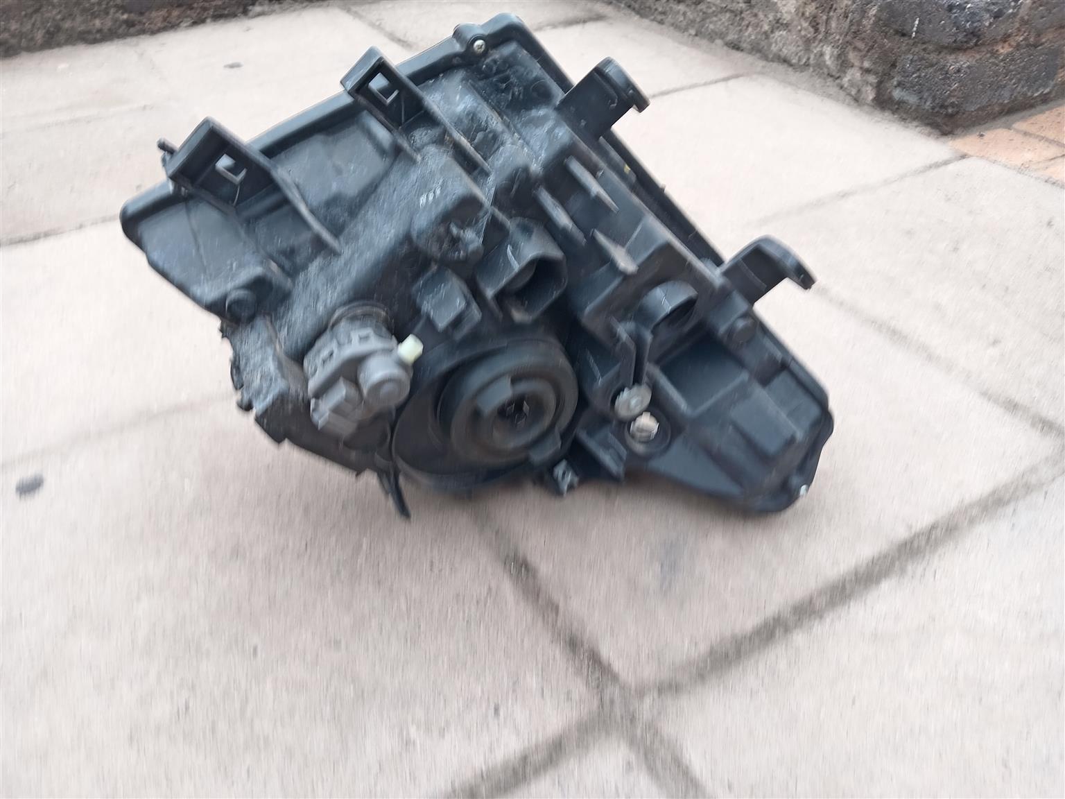 2008 Nissan NAVARA D40/NISSAN Pathfinder Driver side HeadLight HeadLamp for - Private Seller 2008 Nissan NAVARA D40/NISSAN Pathfinder Driver side HeadLight HeadLamp for - Private Seller