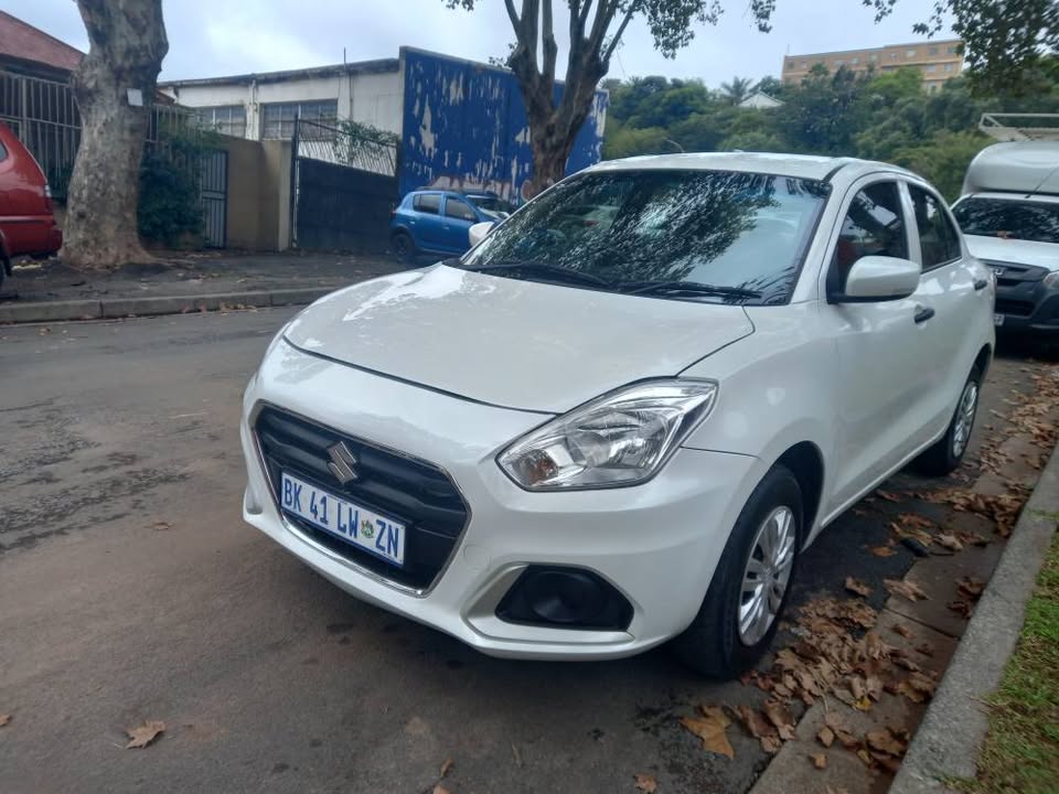 2022 SUZUKI DZIRE 1.2 PETROL, MANUAL, WHITE, 66000KMS,  Service book.