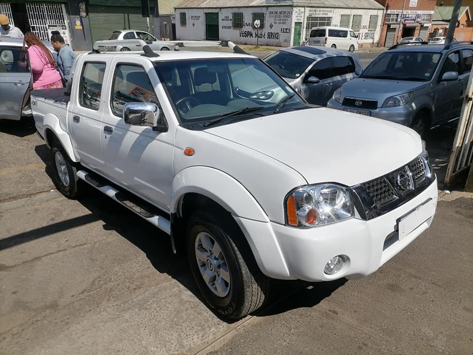 2015 Nissan Np300 Hardbody Double Cab Bakkie