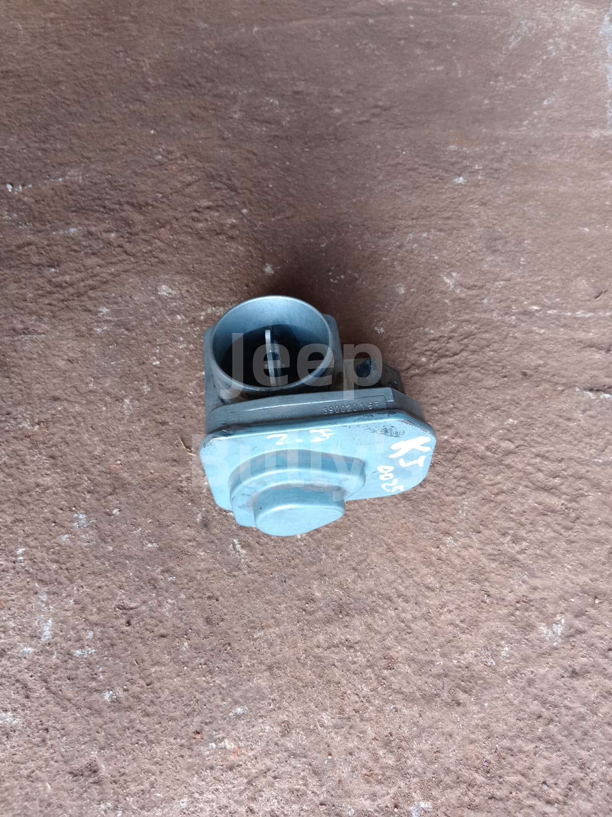 2.8 Jeep Cherokee KJ Used Throttle Body- Jeep Spares - Private Seller 2.8 Jeep Cherokee KJ Used Throttle Body- Jeep Spares - Private Seller