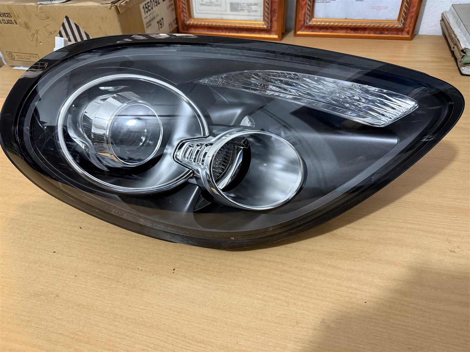 2012-2016 Porsche Cayman Boxster 981 Headlight - Private Seller 2012-2016 Porsche Cayman Boxster 981 Headlight - Private Seller
