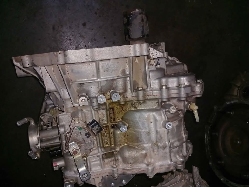 Toyota corrola Cross automatic gear box new shape - Private Seller Toyota corrola Cross automatic gear box new shape - Private Seller