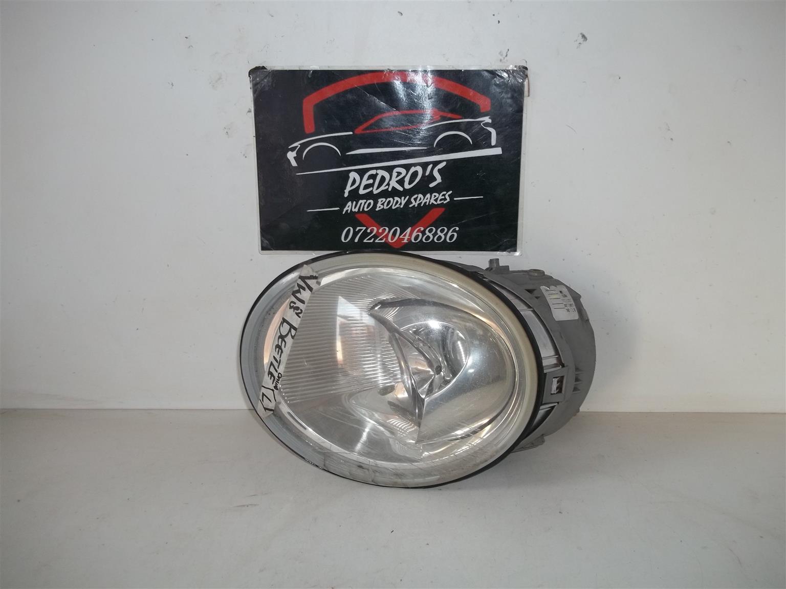 VW Beetle '99-'11 left headlight - Private Seller VW Beetle '99-'11 left headlight - Private Seller