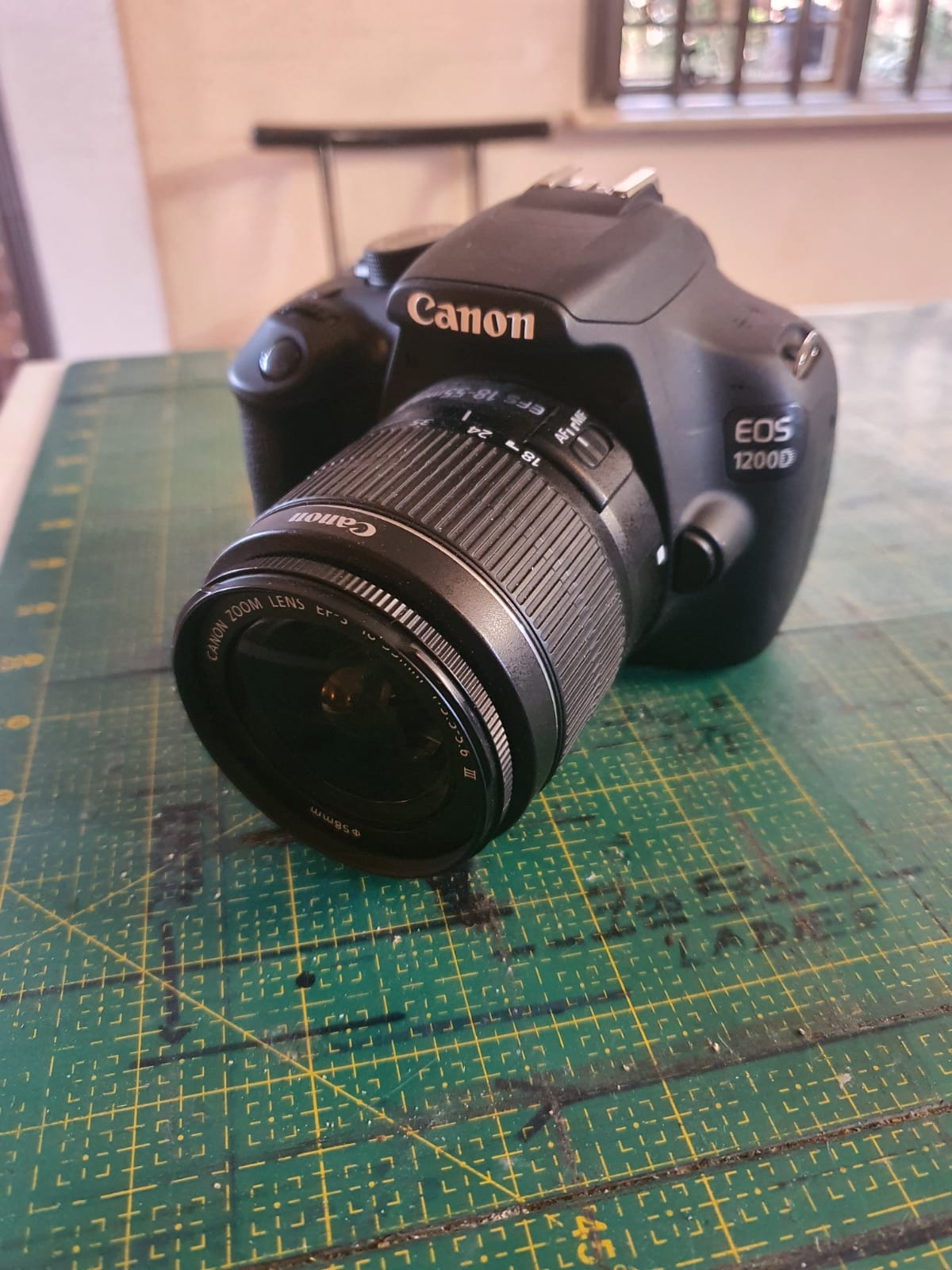 Camera Canon EOS 1200D