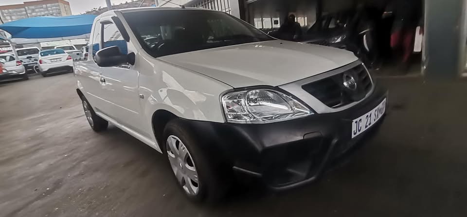 2019 NISSAN NP200 1.6 MANUAL PETROL
