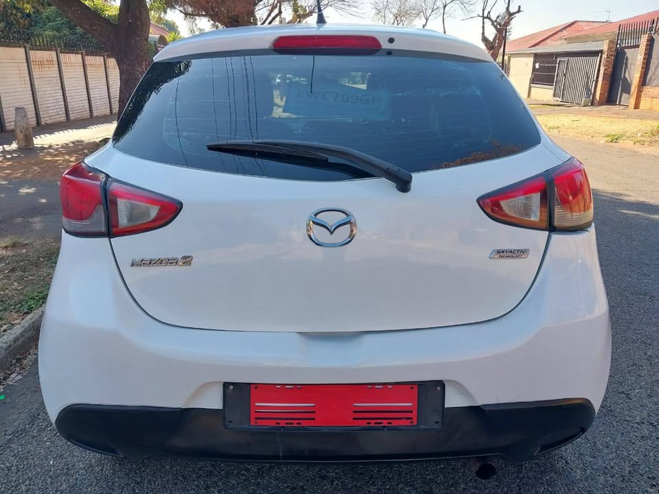 2017 MAZDA 2 SKYACTIVE 1.5 MANUAL TRANSMISSION IN EXCELLENT CONDITION