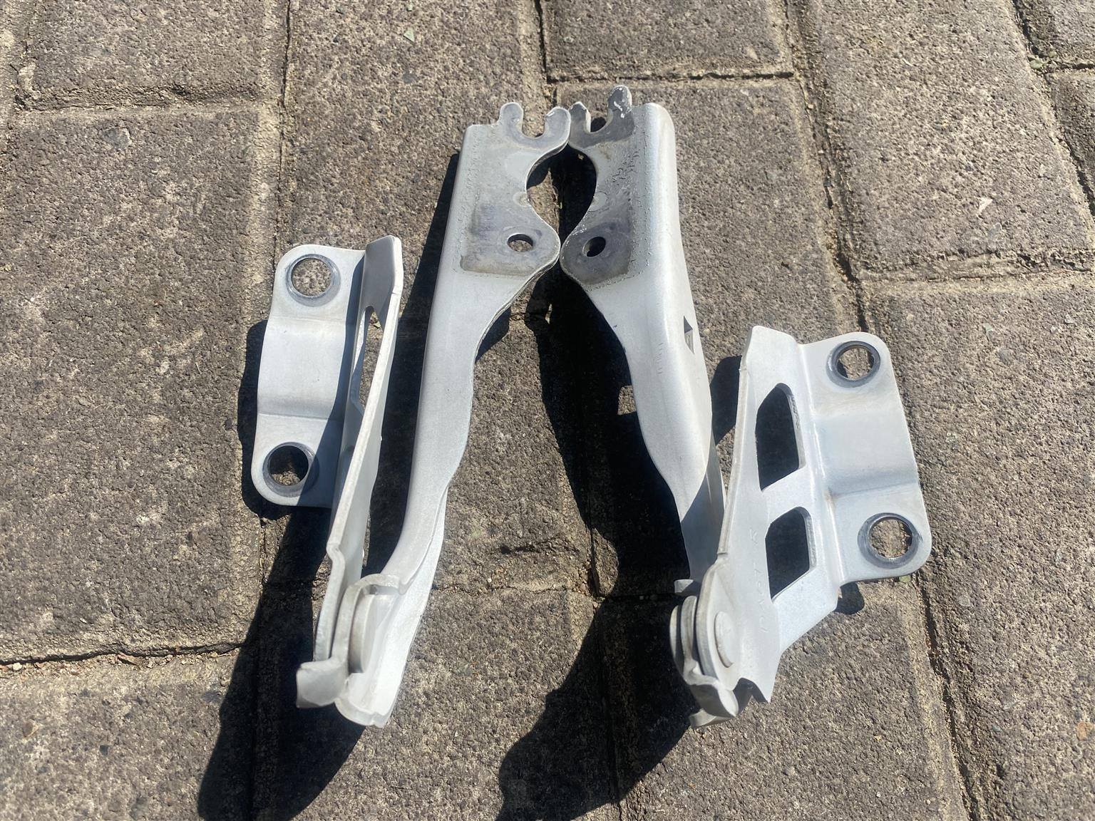 2019 MAZDA 2 BONNET HINGES FOR SALE. IN EXCELLENT CONDITION - Private Seller 2019 MAZDA 2 BONNET HINGES FOR SALE. IN EXCELLENT CONDITION - Private Seller