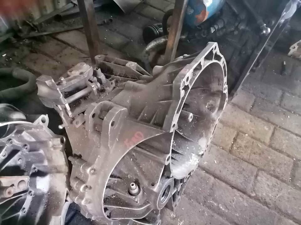 Ford focus mk1 gearbox - Private Seller Ford focus mk1 gearbox - Private Seller
