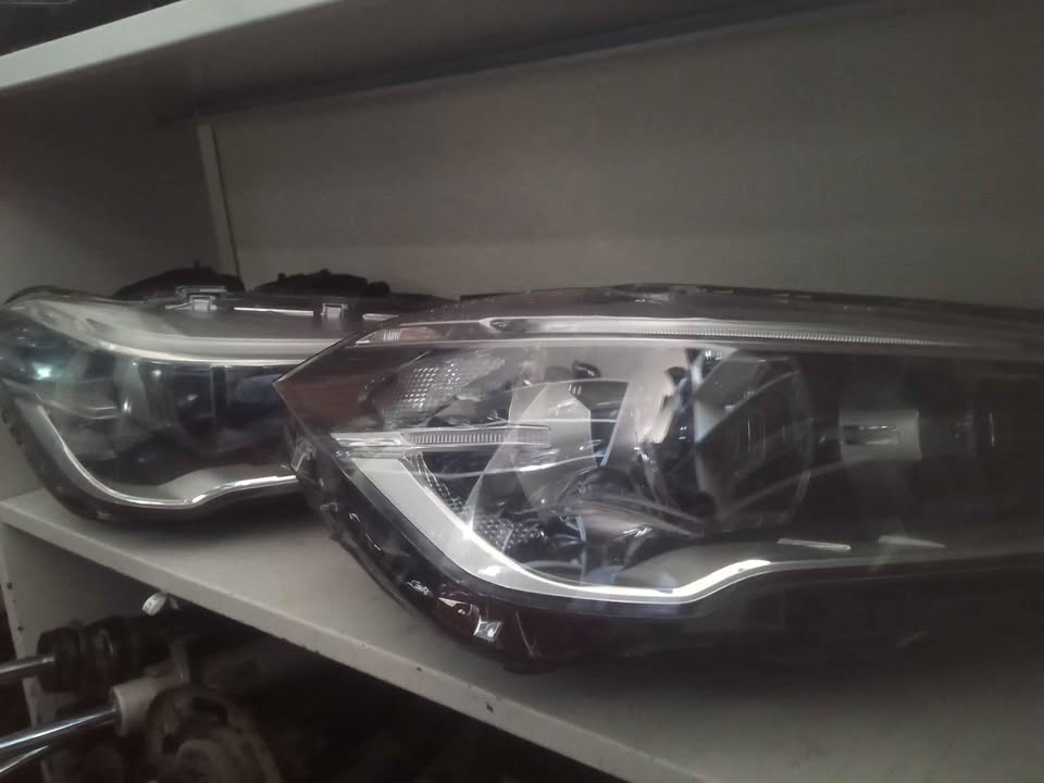 All BMW headlights and tailgates
