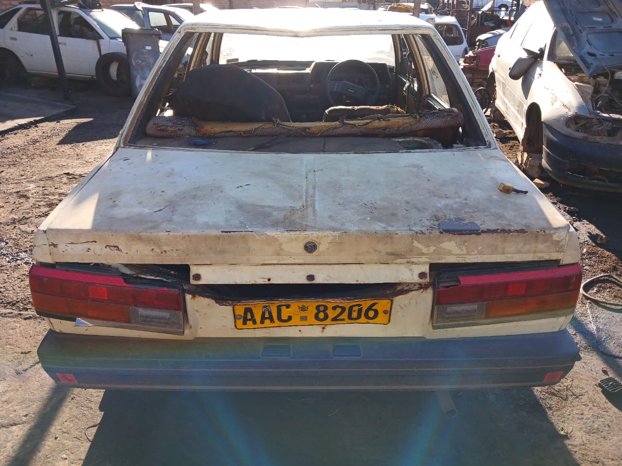 NISSAN SENTRA BOX SHAPE BODY PARTS FOR SALE - Private Seller NISSAN SENTRA BOX SHAPE BODY PARTS FOR SALE - Private Seller