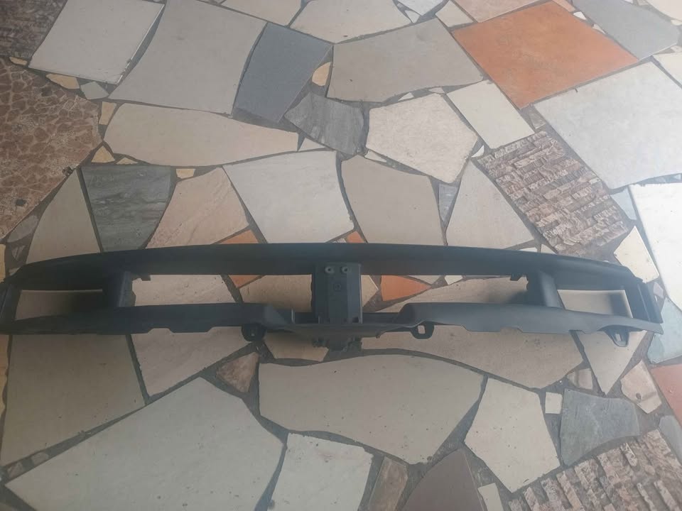BMW X5 G05 FRONT LOWER AIR SHUTTER GRILLE 5113 226775 10 OEM MD31 - Private Seller BMW X5 G05 FRONT LOWER AIR SHUTTER GRILLE 5113 226775 10 OEM MD31 - Private Seller