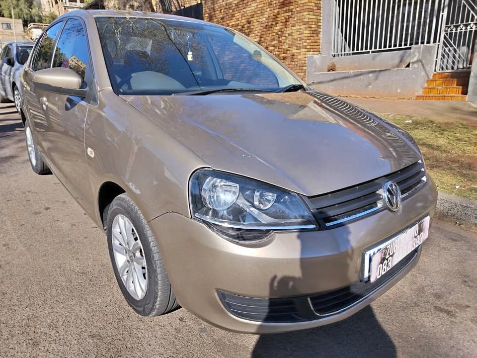 2018 V W polo vivo sedan 1.4 Automatic