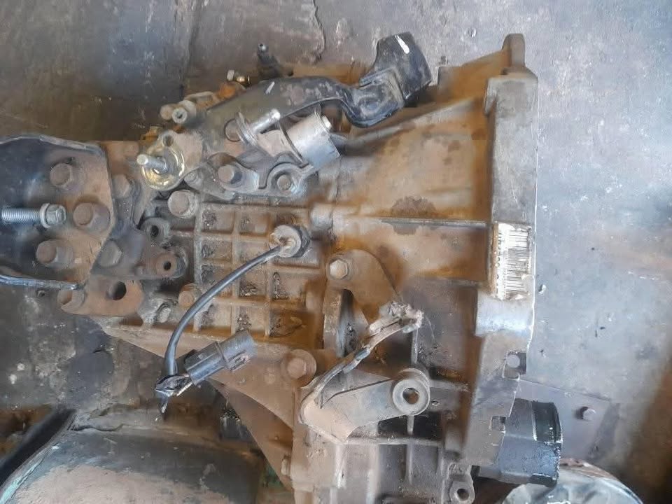 2013 to 2016 HYUNDAI i20 GEARBOX 1.2 ENGINE - Private Seller