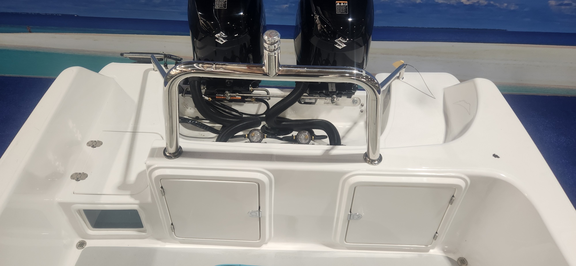 EXPLORER EVO 19 FT ON TRAILER 2 X 70 HP SUZUKI 4 STROKES 2025 MODEL