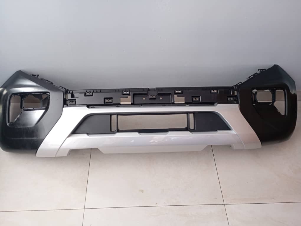 2023 VW AMAROK FRONT BUMPER - Private Seller 2023 VW AMAROK FRONT BUMPER - Private Seller