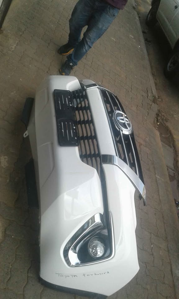 Toyota fortune front bumber - Private Seller Toyota fortune front bumber - Private Seller