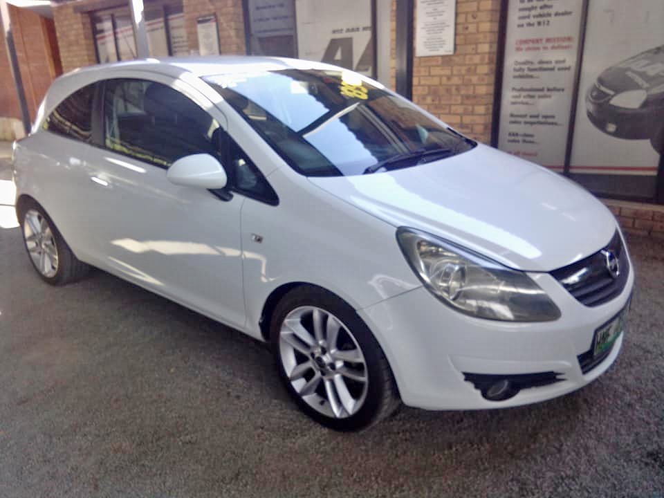 Used 2003 Opel Corsa 1.7DTi Elegance - Private Seller Used 2003 Opel Corsa 1.7DTi Elegance - Private Seller