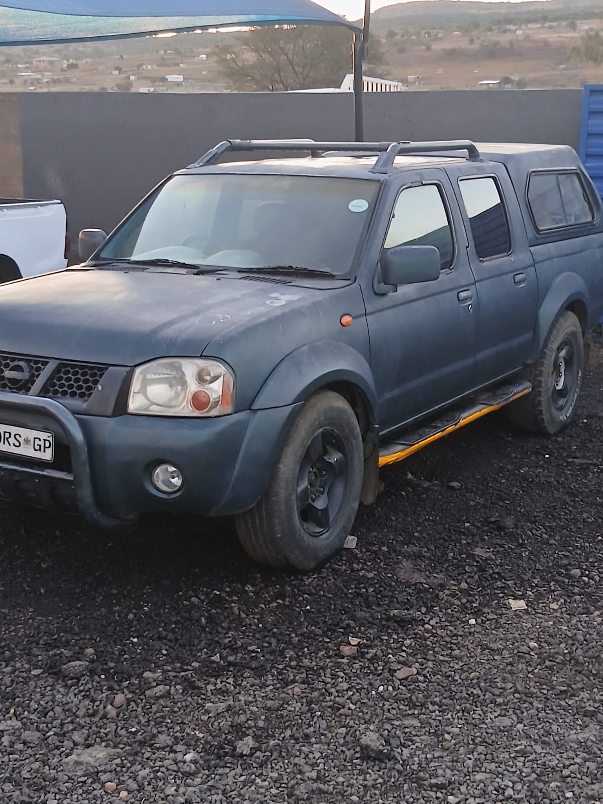 Nissan np300 parts for stripping petrol and diesel - Private Seller Nissan np300 parts for stripping petrol and diesel - Private Seller