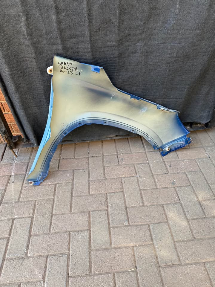 Urban Cruiser / Vitara Brezza Left Fender - Private Seller Urban Cruiser / Vitara Brezza Left Fender - Private Seller