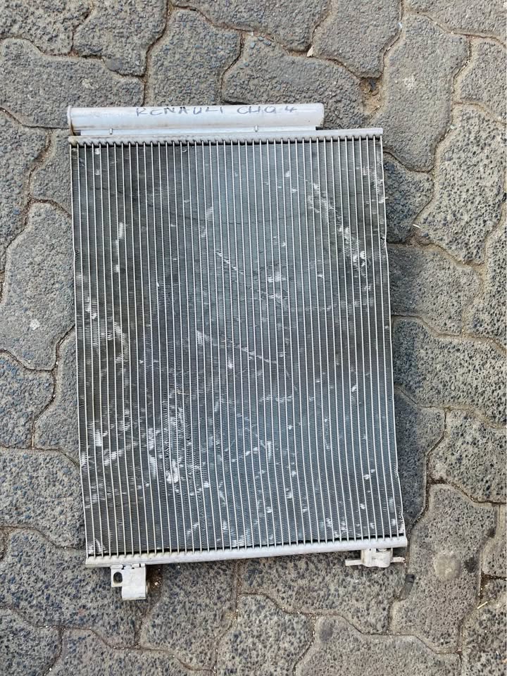 Renault Clio 4 condenser - Private Seller Renault Clio 4 condenser - Private Seller