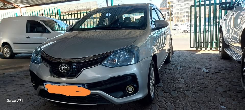 Toyota Etios 1.5 Sprint Manual petrol Sedan 2017 Silver