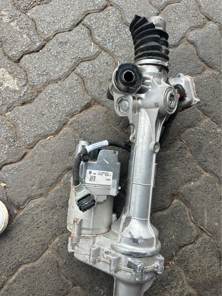 Ford Ranger t9 steering rack Ford Everest t9 steering rack - Private Seller Ford Ranger t9 steering rack Ford Everest t9 steering rack - Private Seller